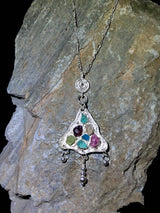Natural gemstones can be customized